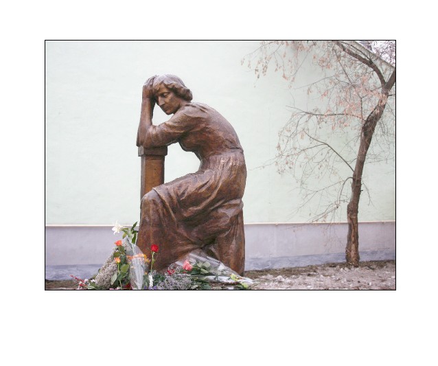 Памятник Марине Цветаевой в Москве. Фото rian.ru